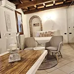 Nell'antico Ghetto Ebraico フェラーラ