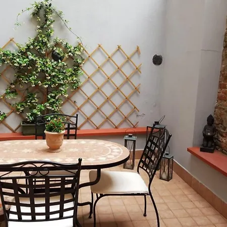 Nell'antico Ghetto Ebraico Ferrara